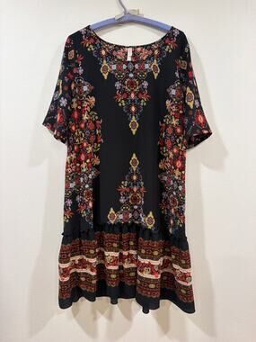 xhilarationm Target Women floral /bohemian / tribal pattern Summer dress
